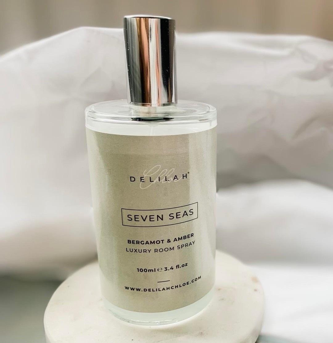 𝒟𝑒𝓁𝒾𝓁𝒶𝒽 𝒞𝒽𝓁𝑜𝑒 ℛ𝑜𝑜𝓂 𝒮𝓅𝓇𝒶𝓎
•
Introducing our luxury room sprays. Perfect to reinvigorate any space with your favourite Delilah Chloe fragrance. Presented in a elegant glass bottle which makes a gorgeous feature in any room. Simply spritz and enjoy.
•
Our rooms sprays are also hand poured. We’re sure you’ll love them.
•
•
£15
•
•
Available in
~Neptune
~Seven Seas
~Serenity
~Botanical
~Island
~After Hours