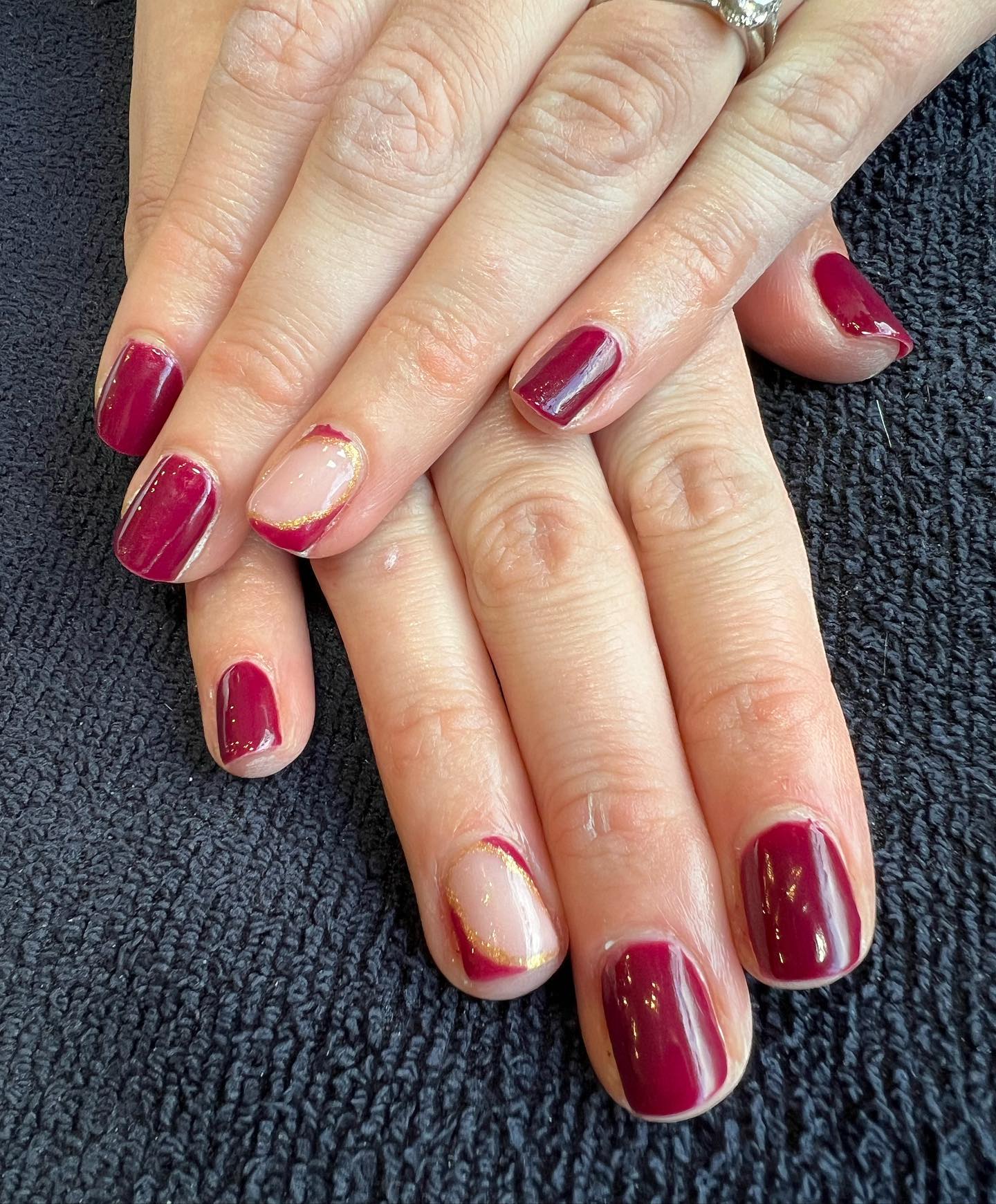 The start of red nail season ❤️
By @hairbyaimeejayne
#hairbyaimeejayne #studio19hairandnails #rednails #newnails #newnailday #freshset #nailinspo #nailideas #nailsoftheday #opi #christmasnails #nailsofinstagram #nailart #naildesigns