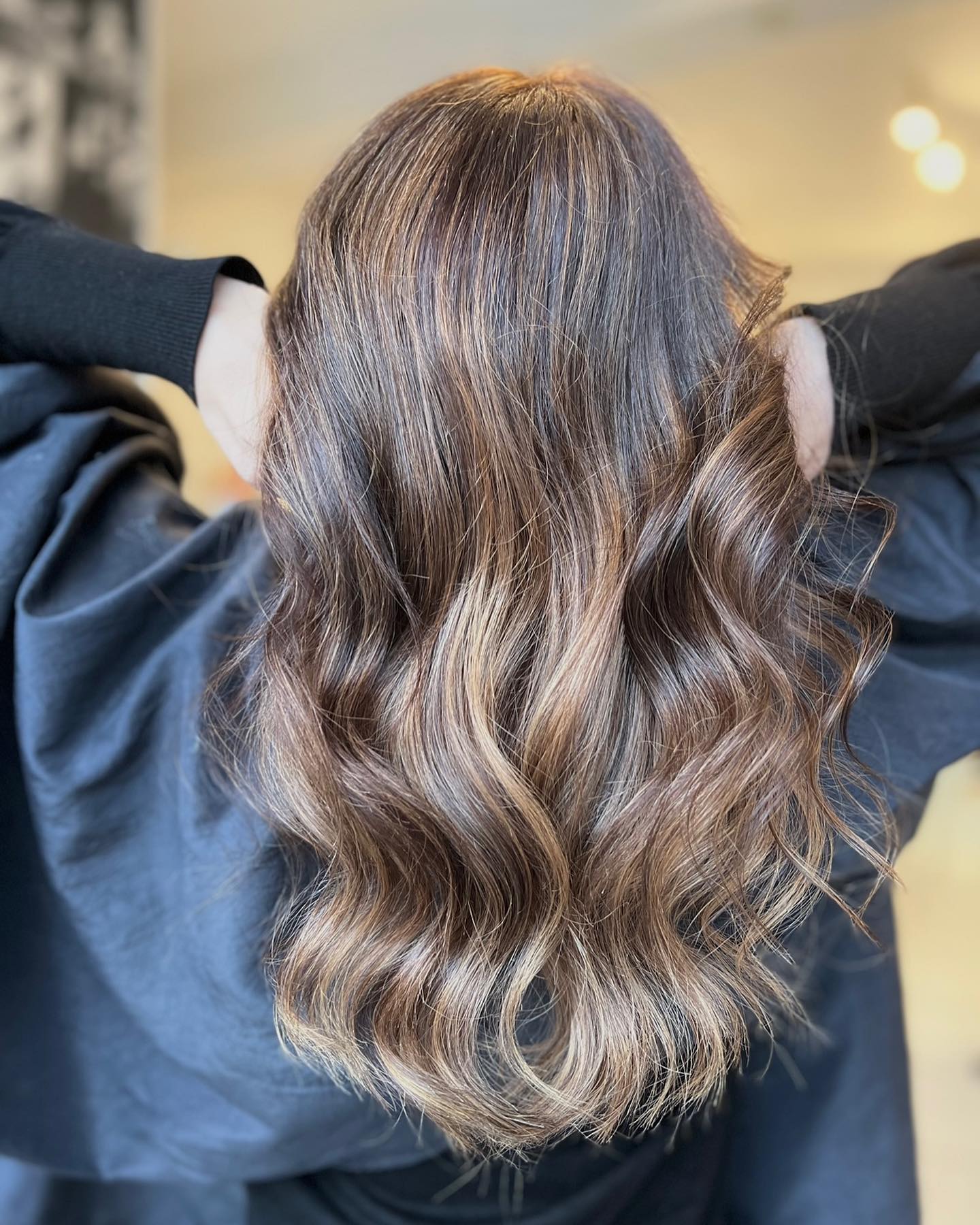 ✨Fresh balayage✨
#hairbyaimeejayne #studio19hairandnails #balayage #hair #haircolor #haircut #hairstyles #bronde #blondehair #hairdresser #hairstylist #highlights #olaplex #hairgoals #balayagehighlights #ombre #hairtransformation #newhaircut #newhairday #hairinspo