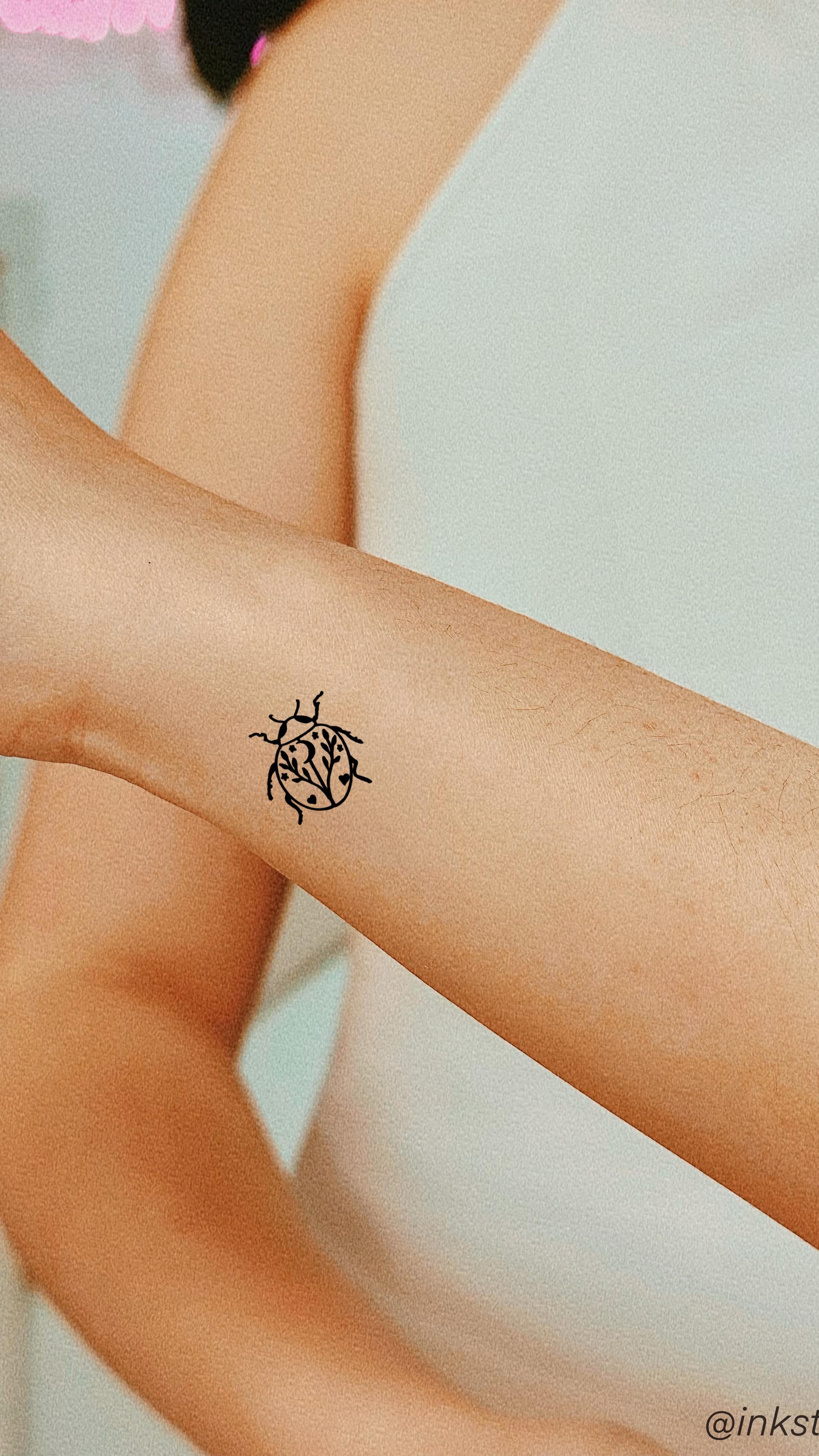 Sound on for a dose of #asmr
Plant-based natural 1-2 week tattoos! Get 3 for 2 with code: 3INKSTAMPS
Quick delivery worldwide dispatched from London 🇬🇧! Free delivery for orders over £20💫
Shop now: www.inkstamps.co.uk | Link in bio.
.
.
.
.
.
#inkstamps #tattoolondon #minimalisttattoo #fingertattoos #fingerstattoos #flowertattoo #cosmictattoo #zodiactattoo #universetattoo #linework #delicatetattoo #smalltattoo #moderntattoo #portraittattoo #semipermanenttattoos
#matchingtattoos #hearttattoo #moontattoo #1weektattoos #theartoftattoos #tattoomagazine #temporarytattoos #coreantattoo #coreanstyletattoo #fineline #singleneedletattoos
