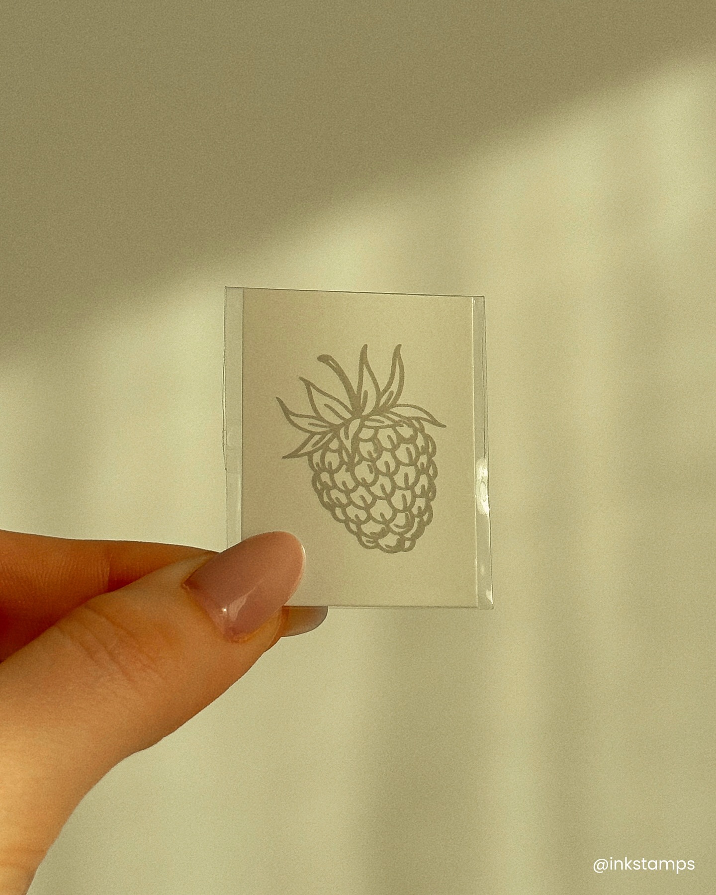 Plant-based natural 1-2 week tattoos! Get 3 for 2 with code: 3INKSTAMPS
Quick delivery worldwide dispatched from London 🇬🇧! Free delivery for orders over £20💫
Shop now: www.inkstamps.co.uk | Link in bio.
.
.
.
.
.
#inkstamps #tattoolondon #minimalisttattoo #fingertattoos #fingerstattoos #flowertattoo #cosmictattoo #zodiactattoo #universetattoo #linework #delicatetattoo #smalltattoo #moderntattoo #portraittattoo #semipermanenttattoos
#matchingtattoos #hearttattoo #moontattoo #1weektattoos #theartoftattoos #tattoomagazine #temporarytattoos #coreantattoo #coreanstyletattoo #fineline #singleneedletattoos