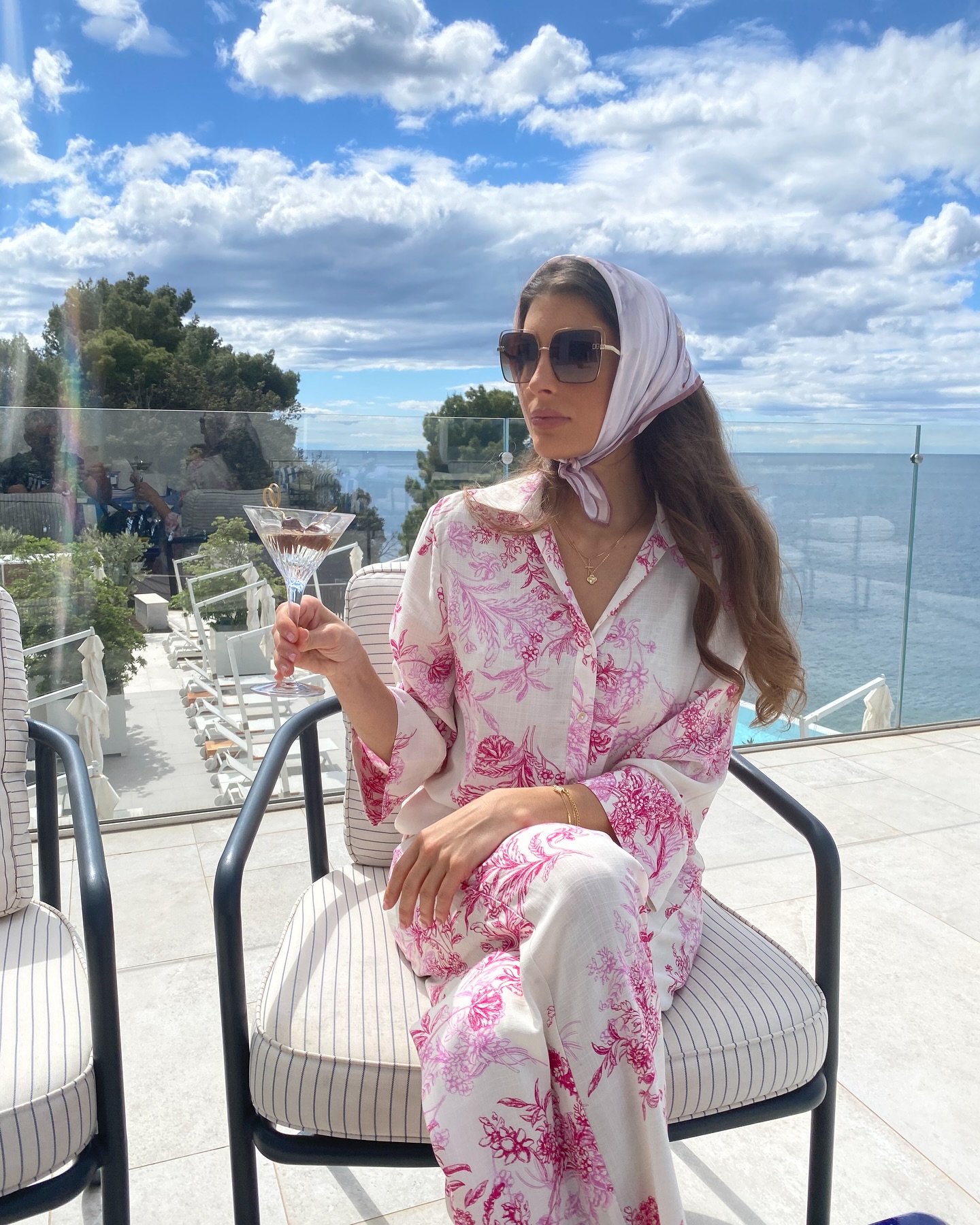 Blue skies ahead ☁️✨
#ootd #ootdfashion #ootdinspo #outfit #outfitinspiration #outfits #outfitoftheday