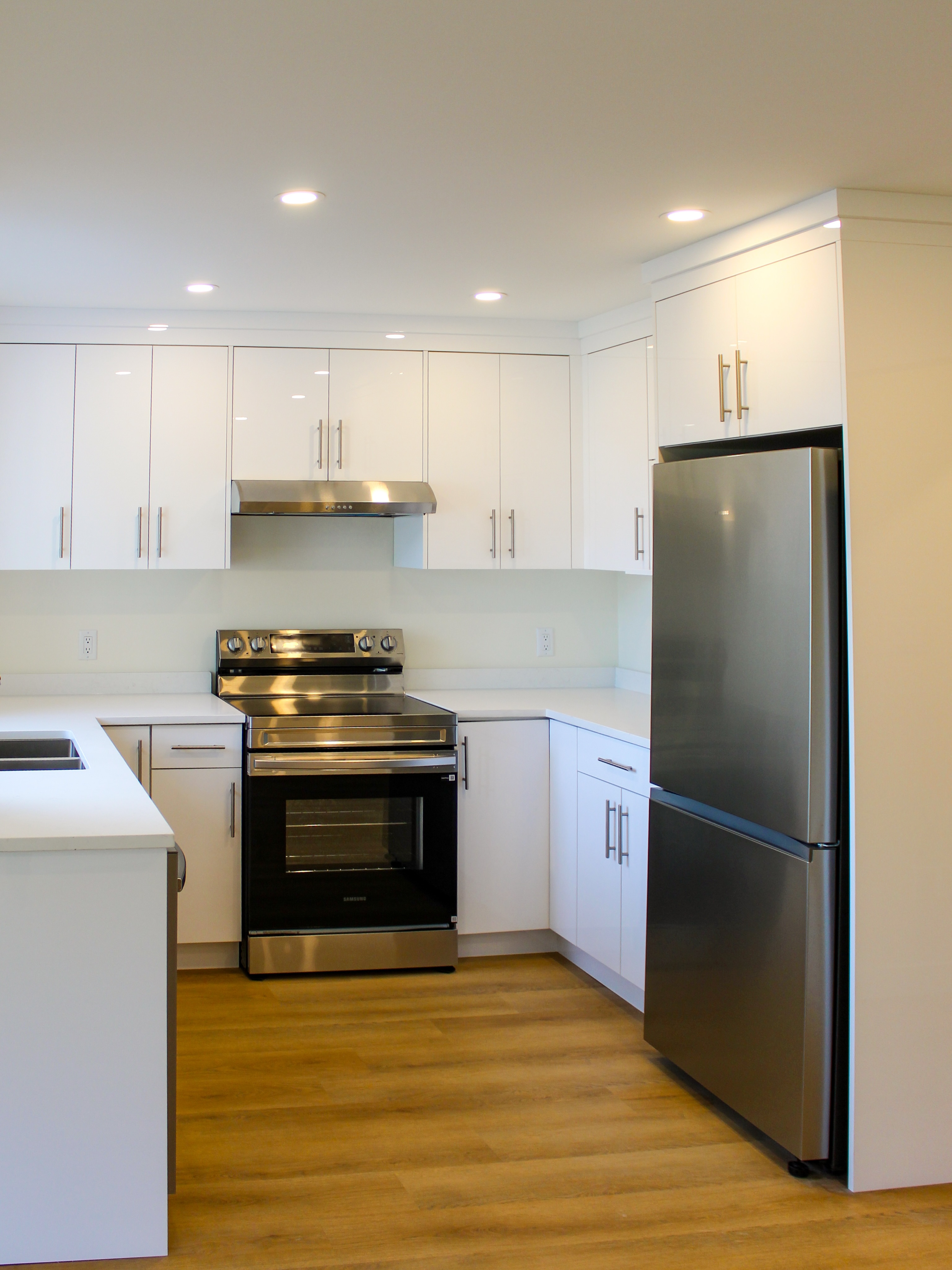 A beautiful renovation project in collaboration with @kfahomes
Every detail was thoughtfully designed and crafted with care, passion, and precision to transform this residence into a warm and timeless living space.
#construction #metrovancouver #generalcontractors #painting #renovation